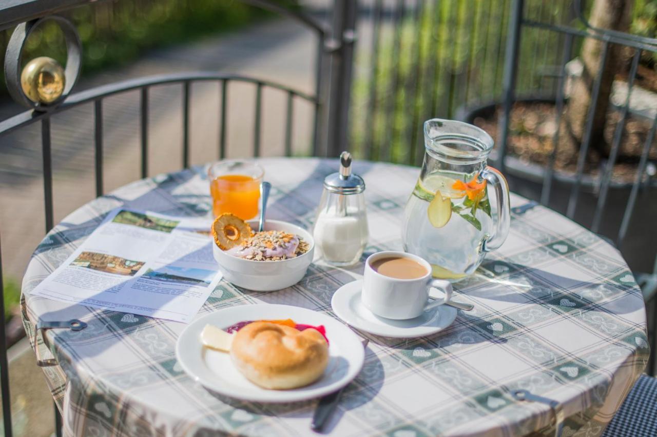 Garni Stubele Bed & Breakfast Tirolo Exterior photo